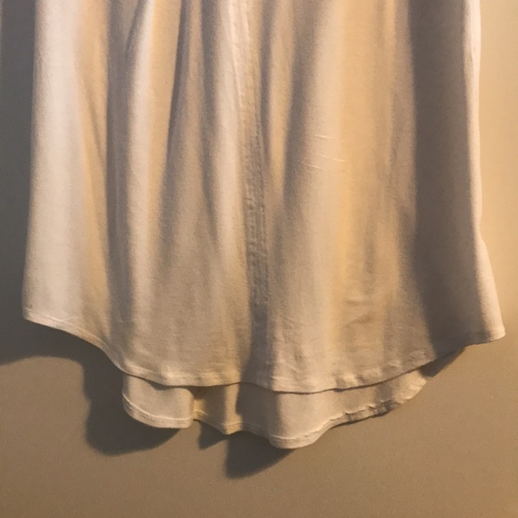 ARDENE flowy women’s top - Picture 3 of 5